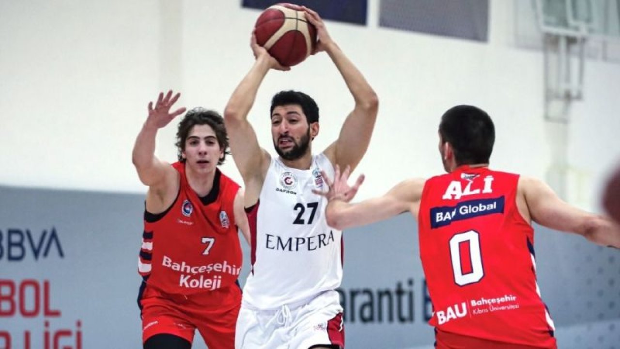 Genç Basketçiler 99-80 kazandı