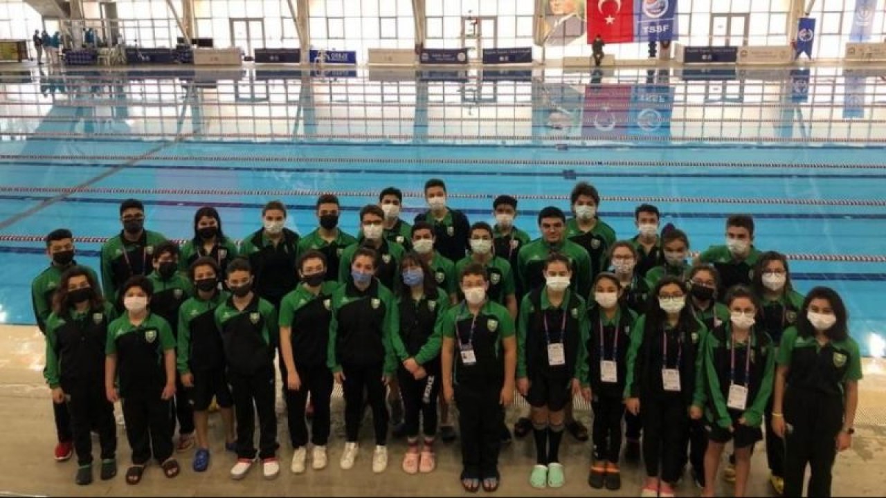 Paletli yüzücüler Türkiye şampiyonu