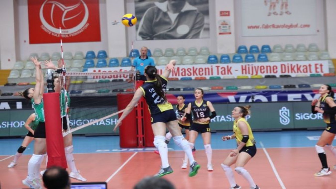 Adam Voleybol muhteşem başladı: 3-1