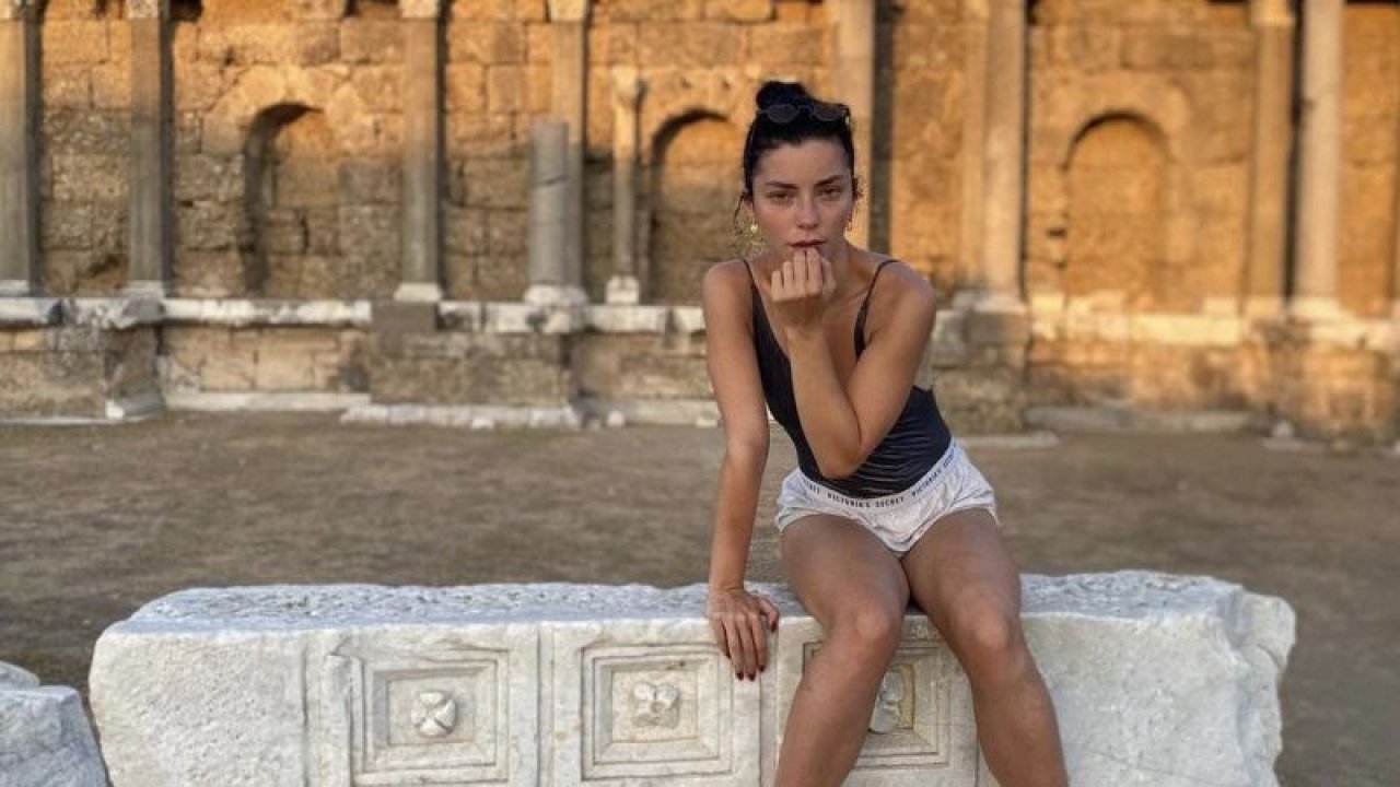 Merve Boluğur: Erkekte tutkuya bakarım...