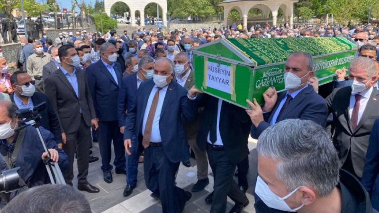 AK Partili Şamil Tayyar’ın babası son yolculuğuna uğurlandı