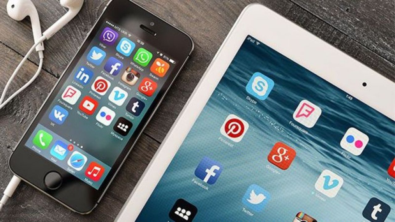 “Pandemi sosyal medyaya mahkum etti”