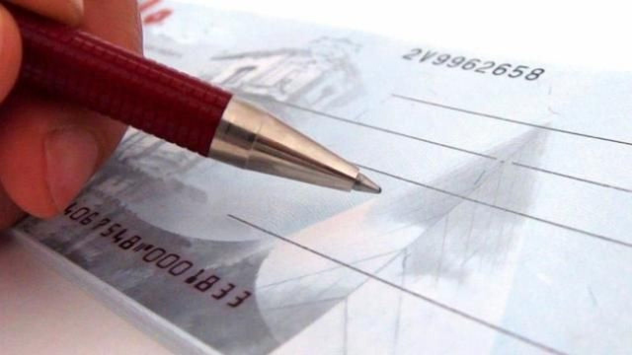 Son Dakika...Çekler Ertelendi... Piyasayı kilitleyen çek kararına Bakanlık'tan düzenleme