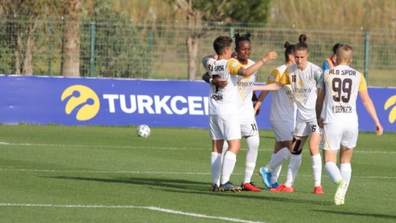 Yarı finalde dev eşleşme