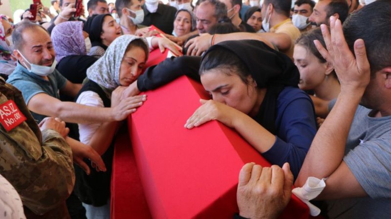 Uzman Onbaşı Mehmet Can Kaya, memleketi Gaziantep'te son yolculuğuna uğurlandı