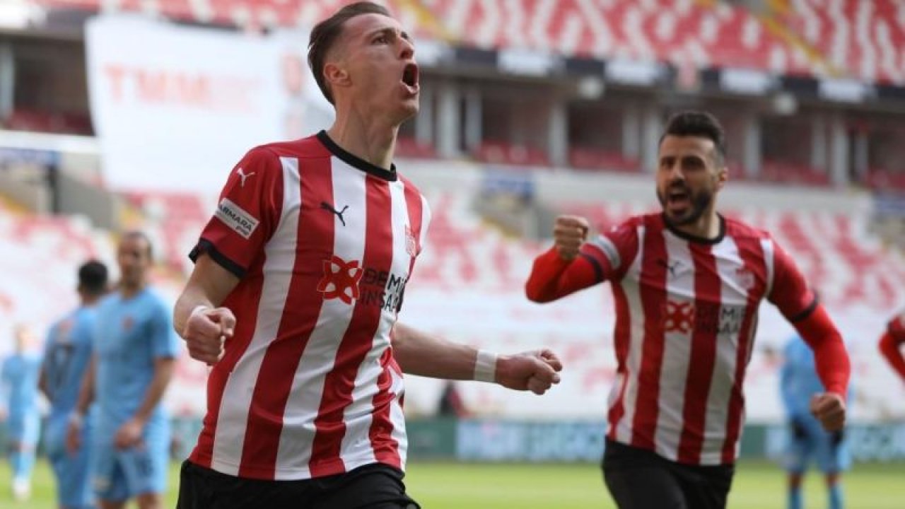 Gaziantep FK'ya 4 golün 3’ü kaptan Hakan’dan