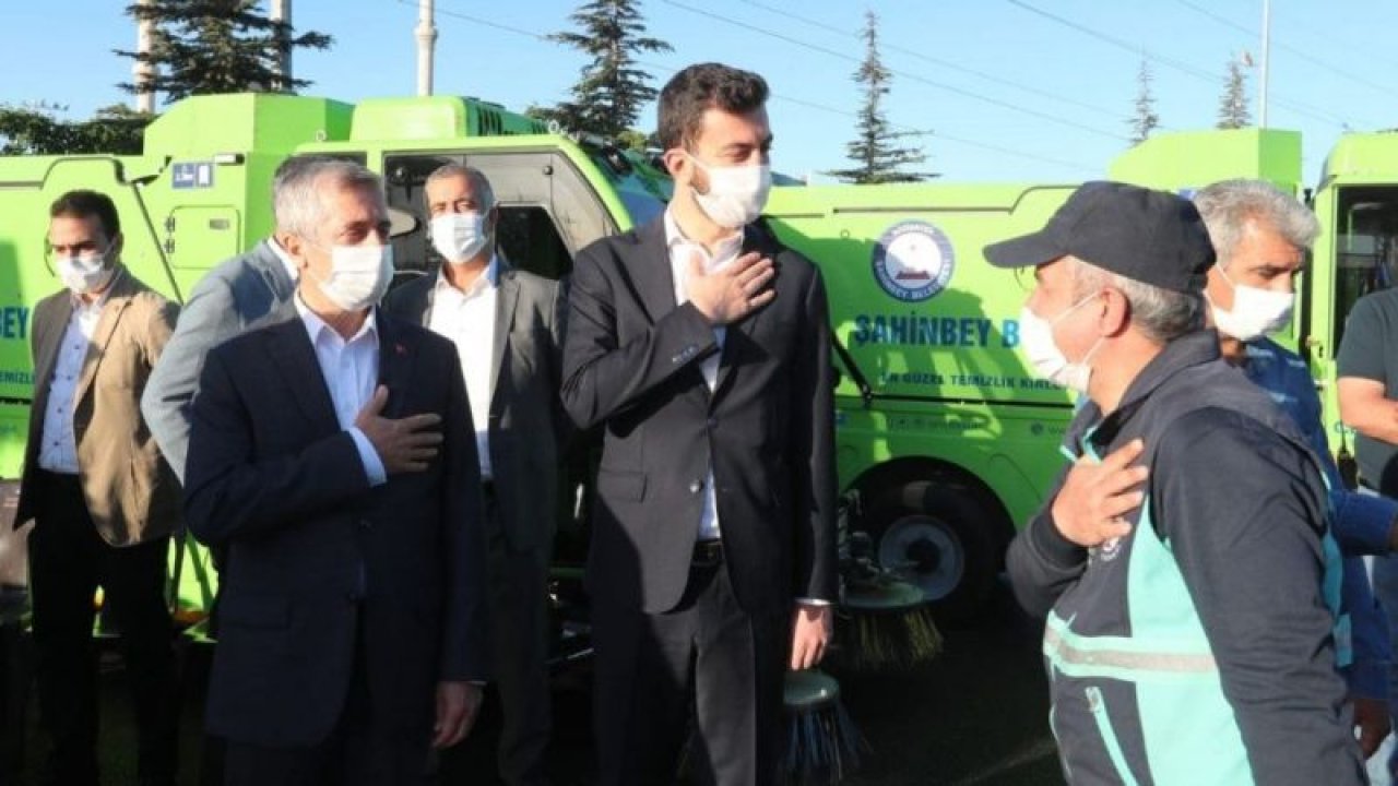 Başkan Tahmazoğlu belediye personelinin bayramını kutladı