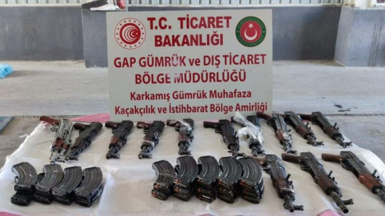 Sınır kapısında silah ve mühimmat ele geçirildi