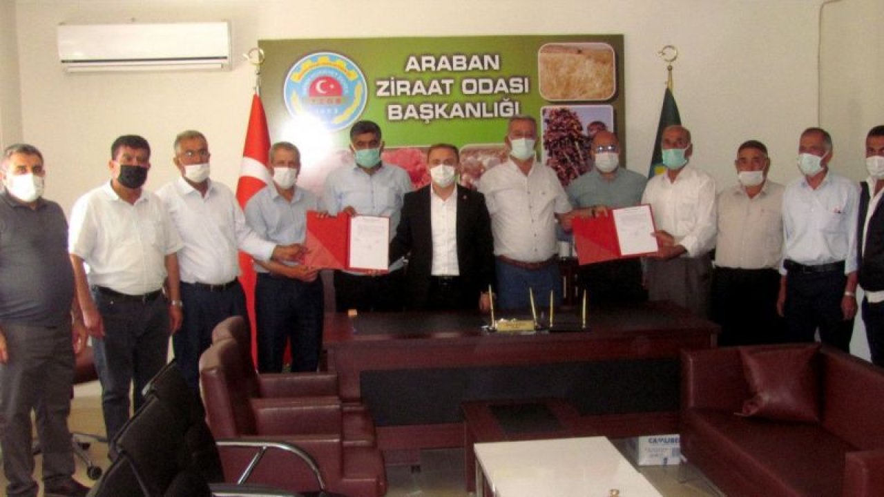 Arabanlı çiftçilerden "Sosyal Fırın"a buğday desteği