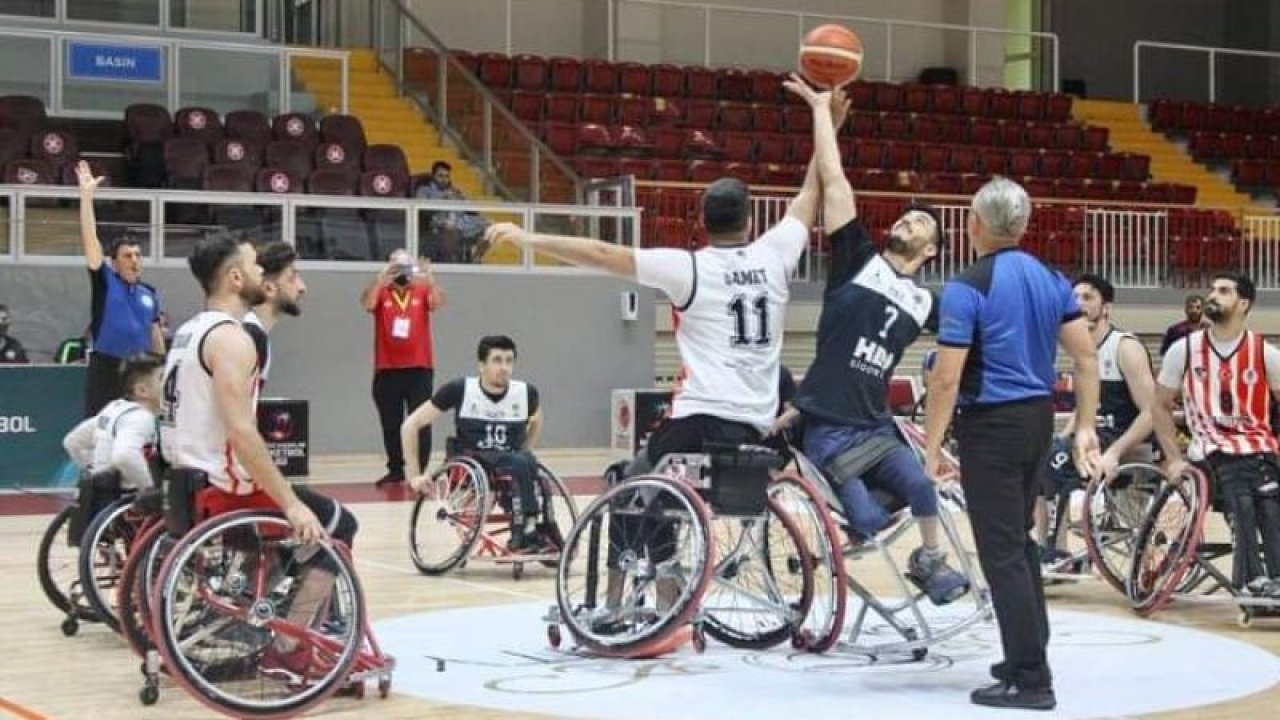 Gazişehir basketbol gümbür gümbür