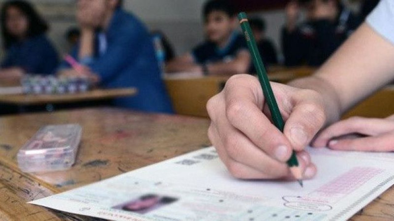 Gaziantep'te "LGS" saat kaçta başlayacak? 2021 LGS sınavı saat kaçta başlıyor, sınav ne kadar, kaç saat sürecek?