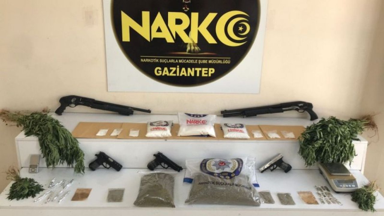 Video Haber...Keman kutusu ile valizlerin içinden esrar çıktı