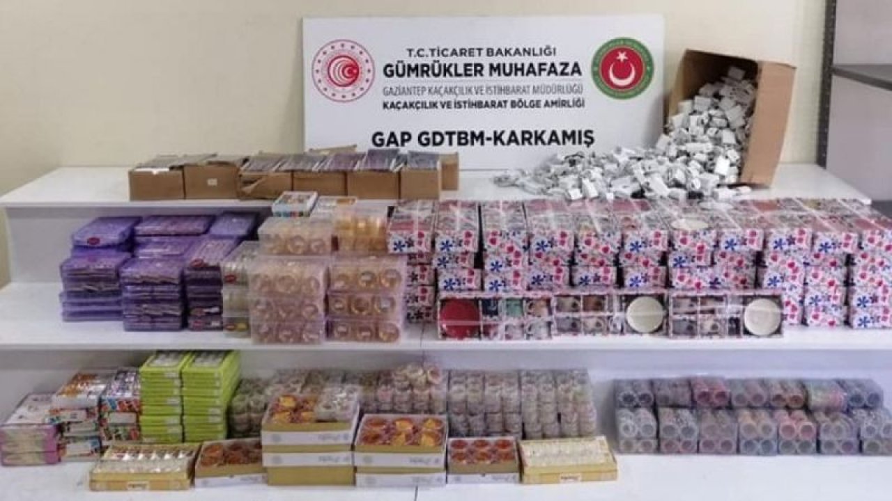 Sınırda çok sayıda hediyelik eşya ele geçirildi