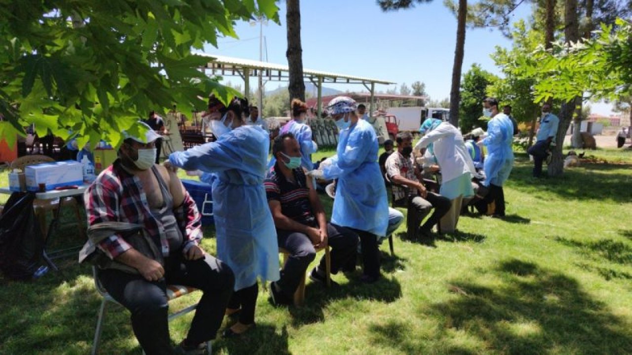 İslahiye’de yerinde aşı uygulaması
