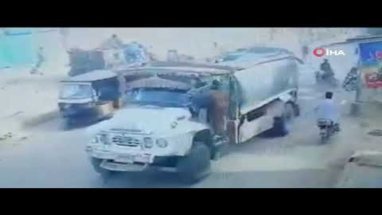 Otobüs devrildi yolcular metrelerce savruldu: 6 yaralı