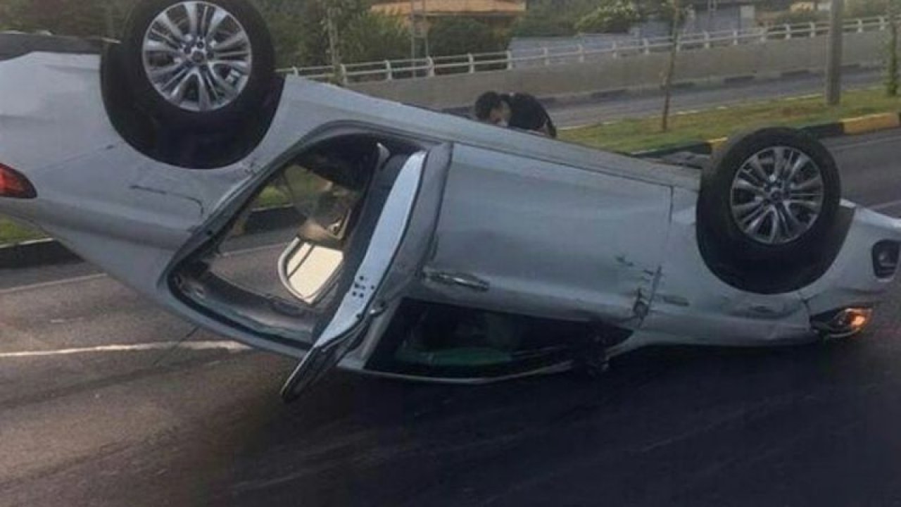 Başpınar yolunda kaza! Araba ters döndü!