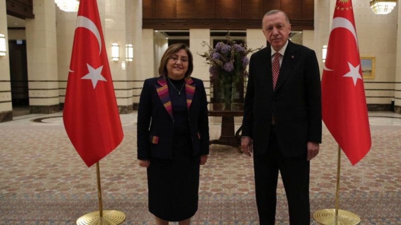 Başkan Şahin Külliye'de