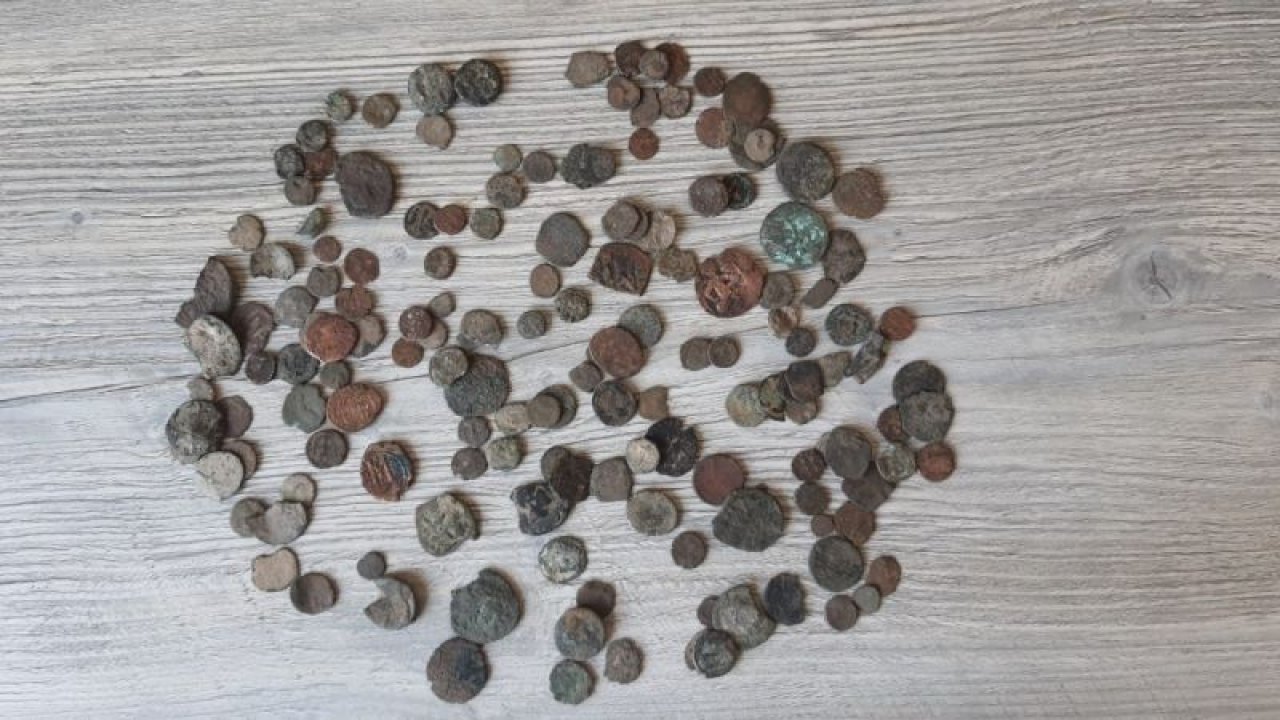 Gaziantep’te Roma ve Bizans dönemine ait 163 sikke ele geçirildi
