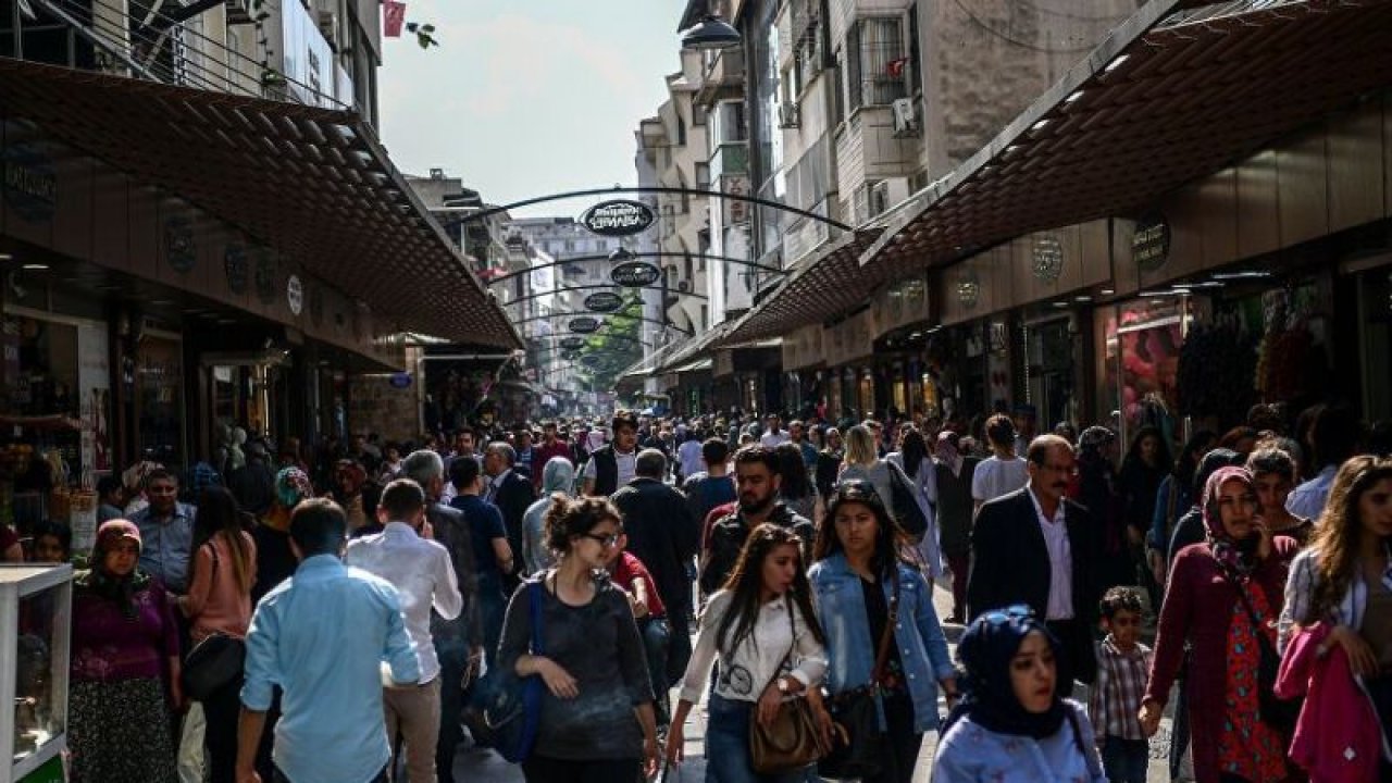 Gaziantep Aşılanmada Sınıfta kaldı! Bakan Koca En yüksek 10 İli açıkladı