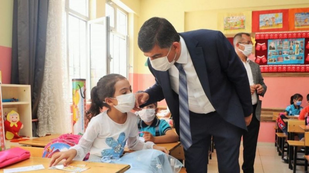 Fadıloğlu’ndan öğrencilere karne armağanı