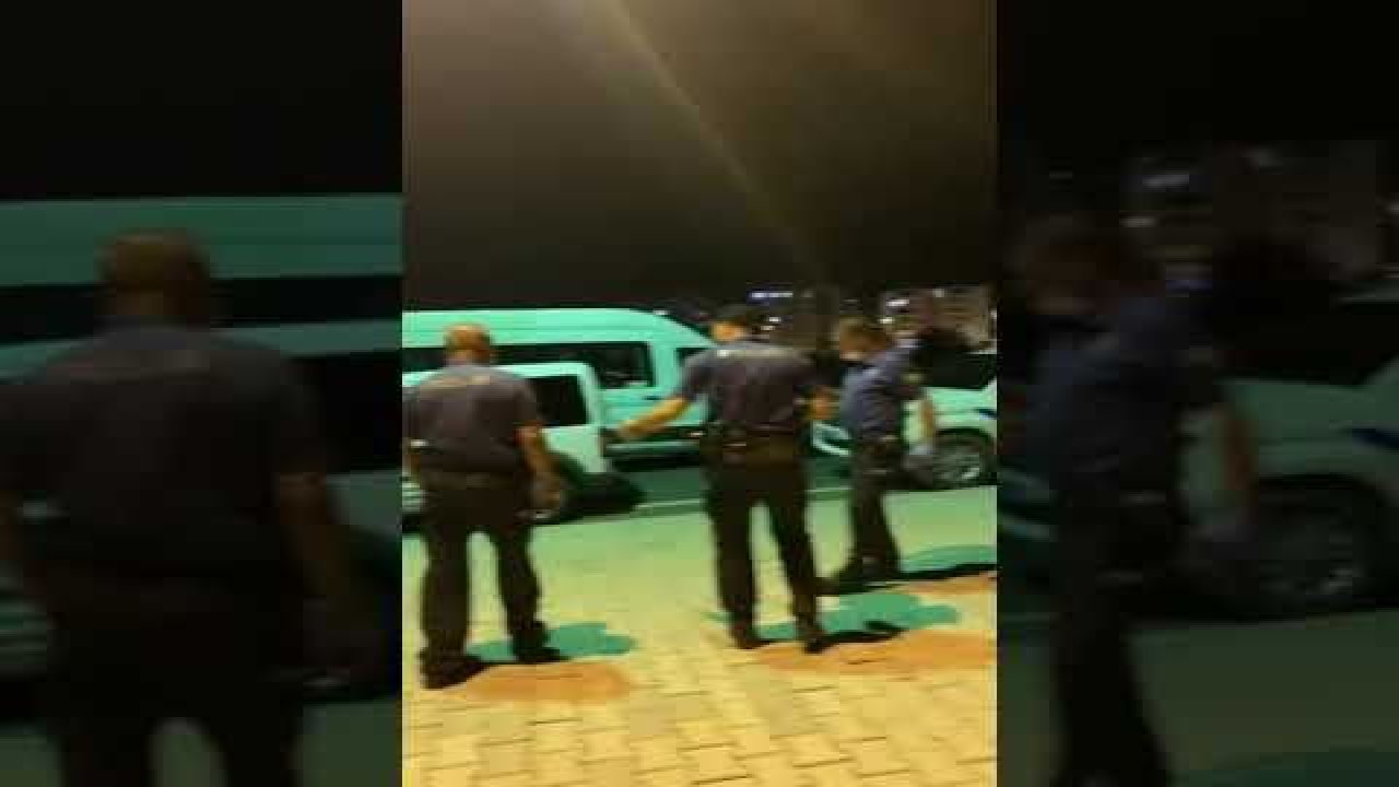 Son Dakika...İşte Tüm Detaylar...Video Haber...Gaziantep'te aracında silahlı saldırıya uğrayan genç öldü...Araç içinde kafasına silahla sıkılmış halde bulundu...