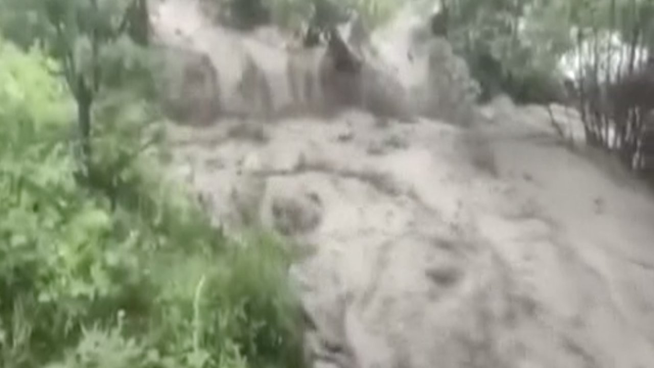 Kırım Yarımadası’nı yine sel vurdu: 1 ölü