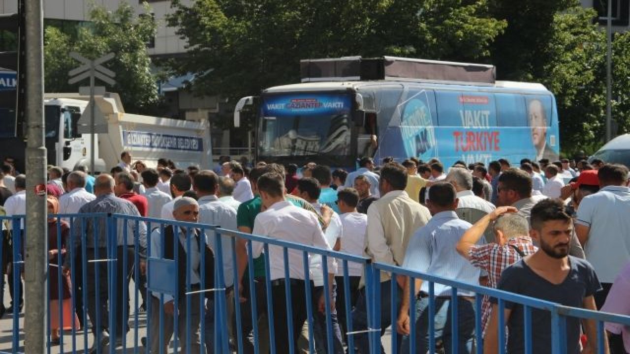 Vatandaşlar didik didik aranıyor