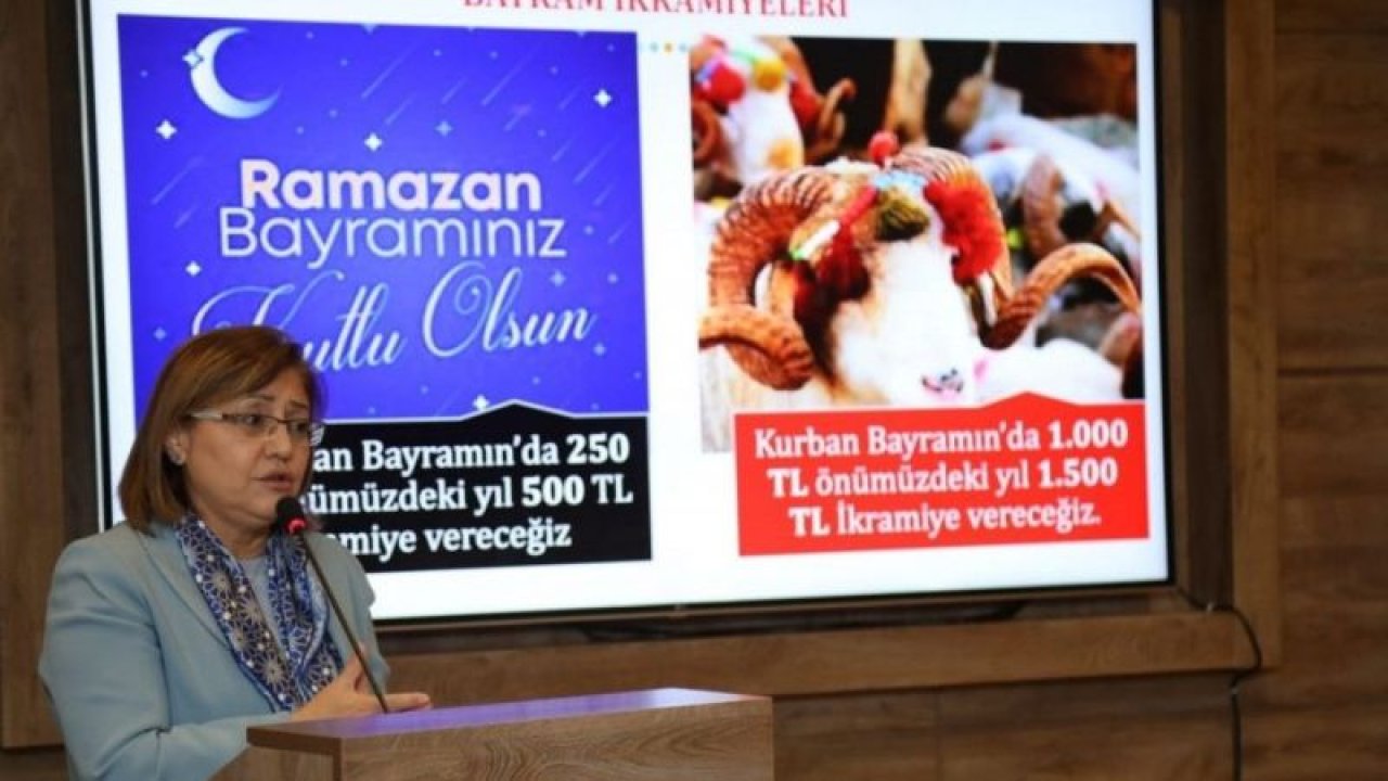 Foto Haber...Büyükşehir’den personeline bayram ikramiyesi!