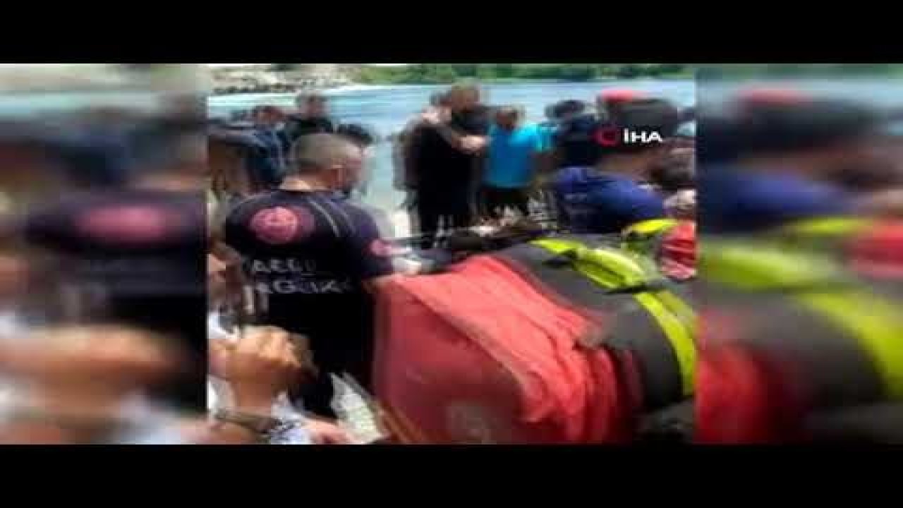 Video Haber: İşte Detaylar...Boğulma tehlikesi geçiren babayı suya atlayan iki oğlu kurtardı...