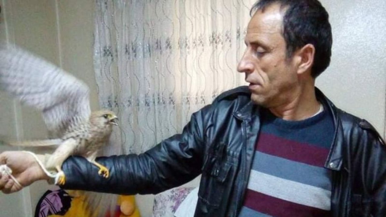 Son Dakika: Video Haber...Oğlunun karıştığı kavgayı ayırmaya çalışırken öldürülen baba defnedildi