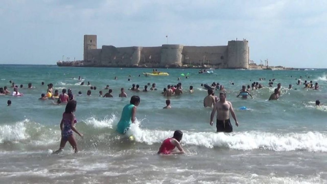 Son Dakika: Gaziantep'ten Tatil Dönüşü 385 Bin Kişilik  Mersin Korkusu! Sağlık Bakanı Fahrettin Koca kritik tabloyu paylaştı!