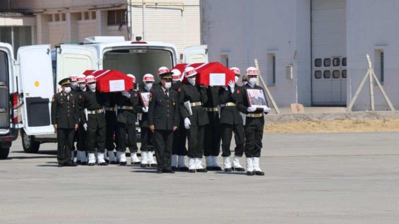 Son Dakika: Video Haber...El Bab şehitleri Gaziantep'ten memleketlerine uğurlandı