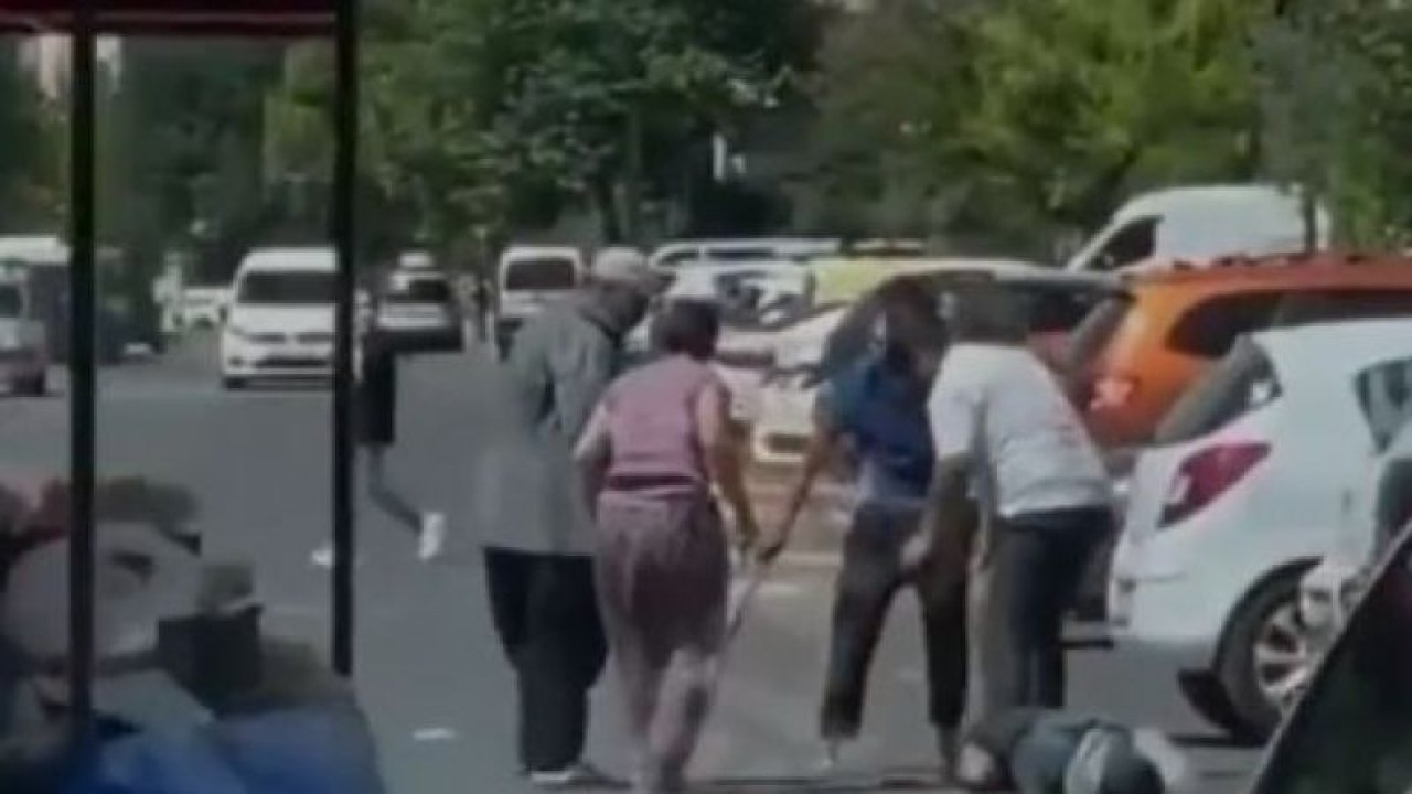 Son Dakika: İşte Detaylar...Video Haber...Gaziantep'te Vahşet Türkiye Gündeminde Gaziantep'in Güvenevler Mahallesinde Dehşet!1 Kişi Öldüresiye Dövüldü