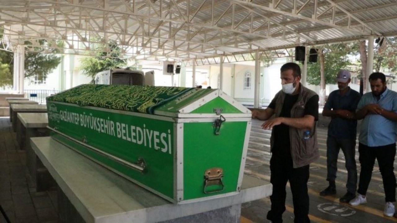 Son Dakika...Feci kazada hayatını kaybeden tarım işçileri defnedildi
