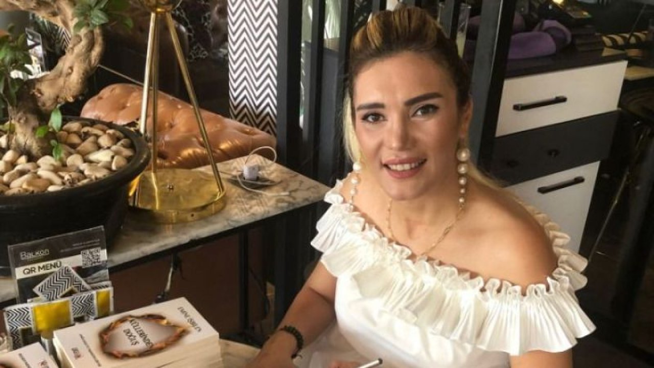 Yazar Emine İşbilen, Gaziantep'te okurlarıyla buluştu