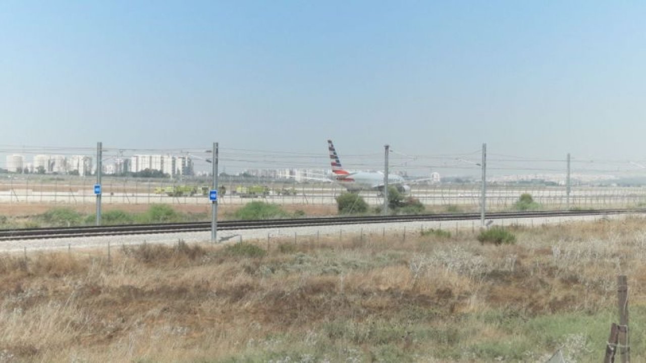 American Airlines’a ait yolcu uçağı İsrail’e acil iniş yaptı