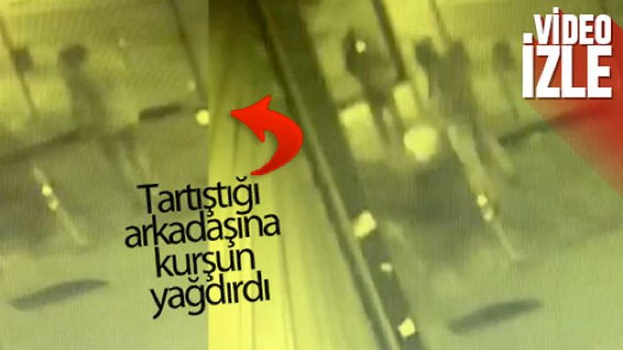 Son Dakika:Video Haber...Silahlı kavga kamerada: Tartıştığı arkadaşına kurşun yağdırdı