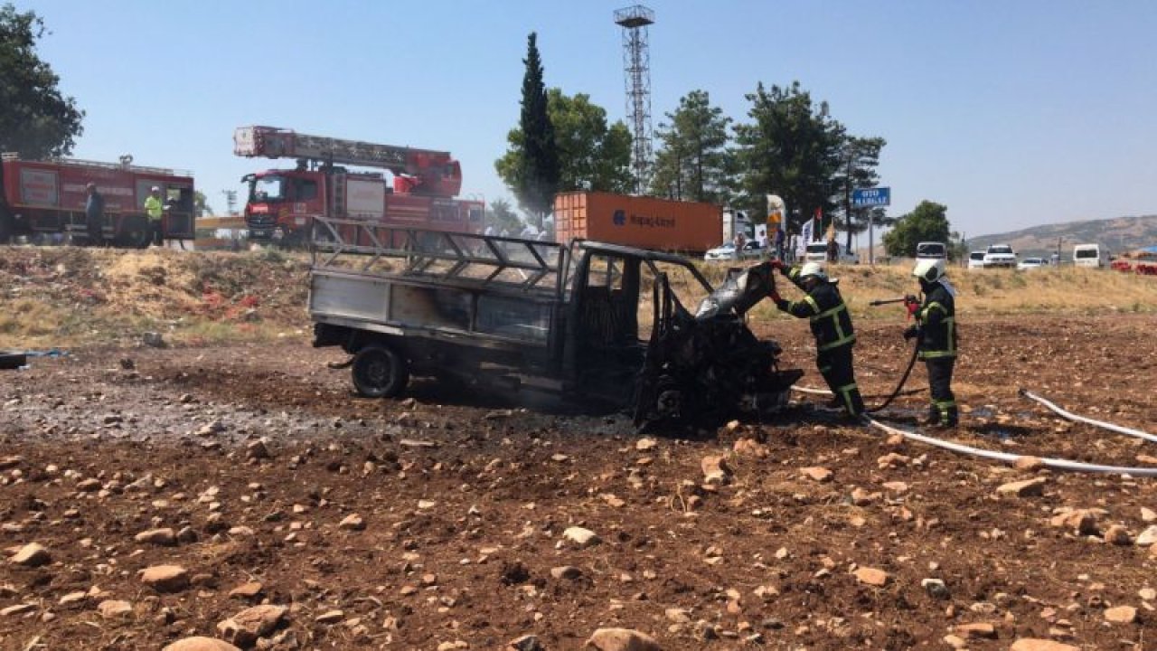 Son Dakika: Gaziantep'te Kamyonet Kaza Yaptı! 3 Yaralı