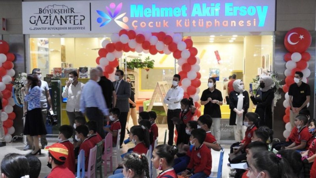 AVM’de açılan çocuk kütüphanesi dünyaya örnek oluyor