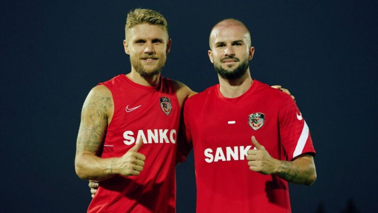Yeni transferler idmanda