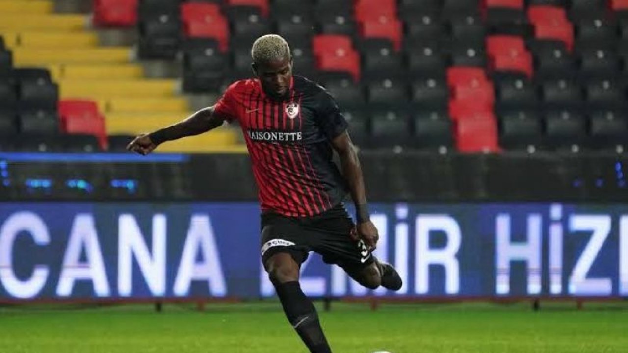 Maçın en iyisi Papy Djilobodji