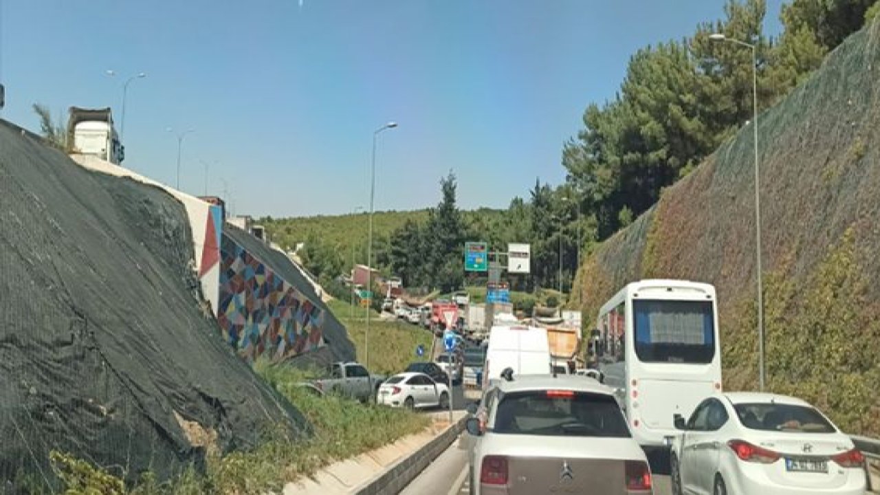 Organize’ye giden yol bir saattir kapalı