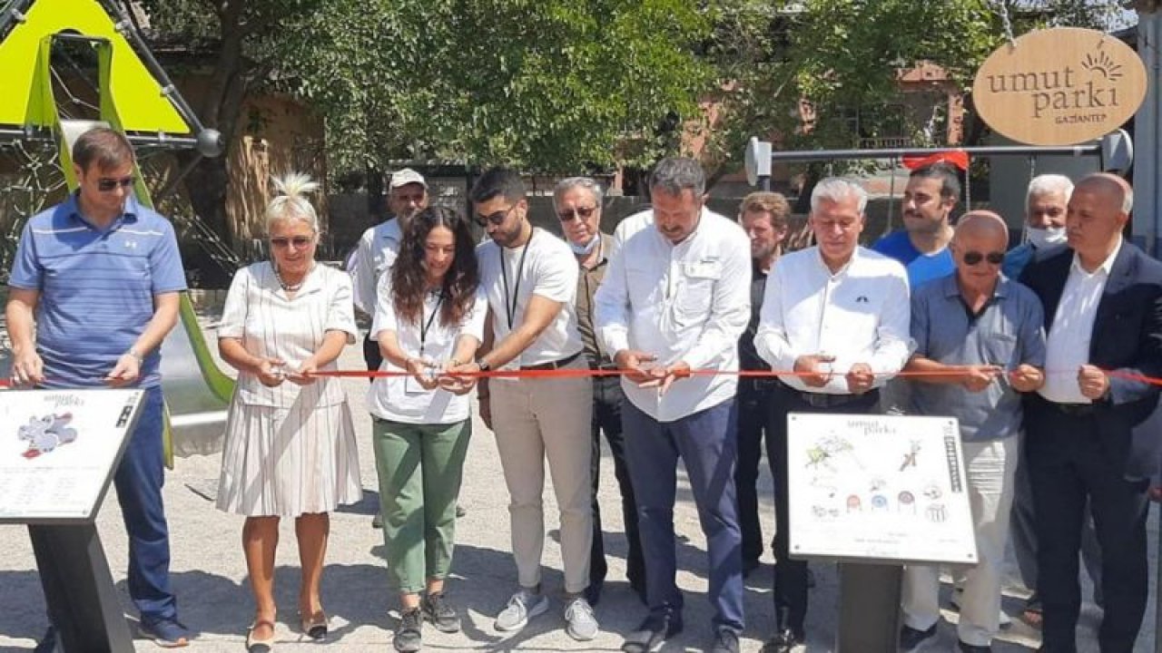 İslahiye'de "Umut Çocuk Oyun Parkı" törenle açıldı