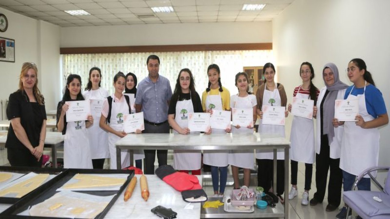 PASTA YAPMAYI ÖĞRENDİLER, SERTİFİKA SAHİBİ OLDULAR
