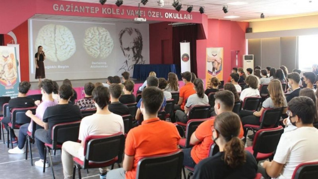 Kolej öğrencilerine  farkındalık semineri