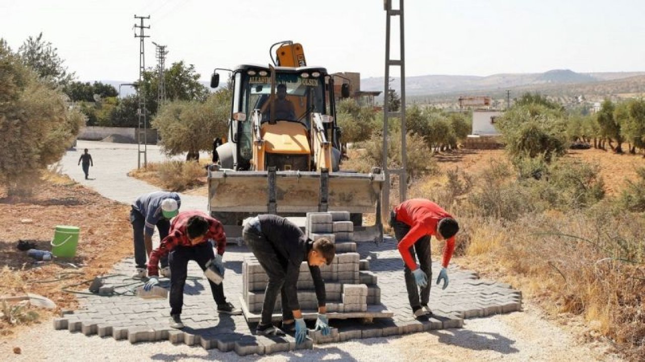 Aşağı Arıl Mahallesi’nde kilitli parke taşı çalışmaları başladı