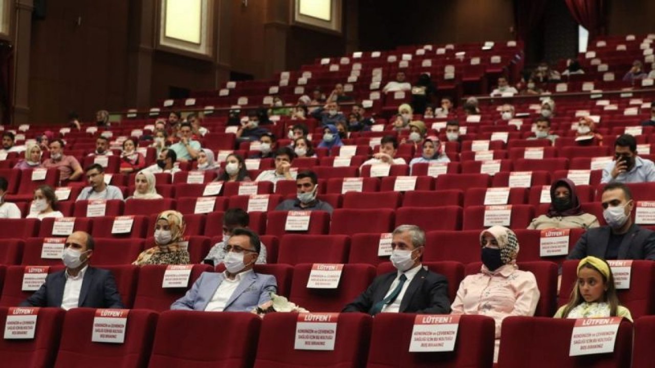Şahinbey Evlilik Okulunda Sertifika Heyecanı