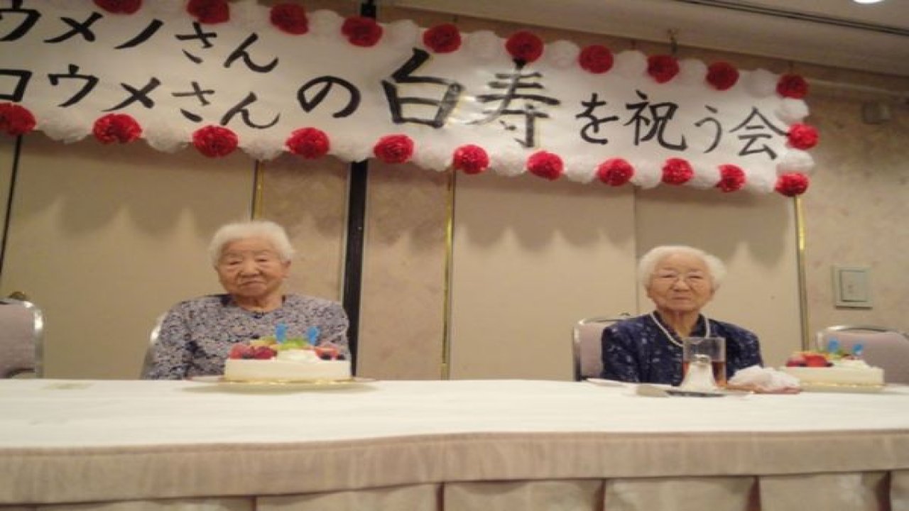Dünyanın en yaşlı tek yumurta ikizleri Japonya’da tescillendi