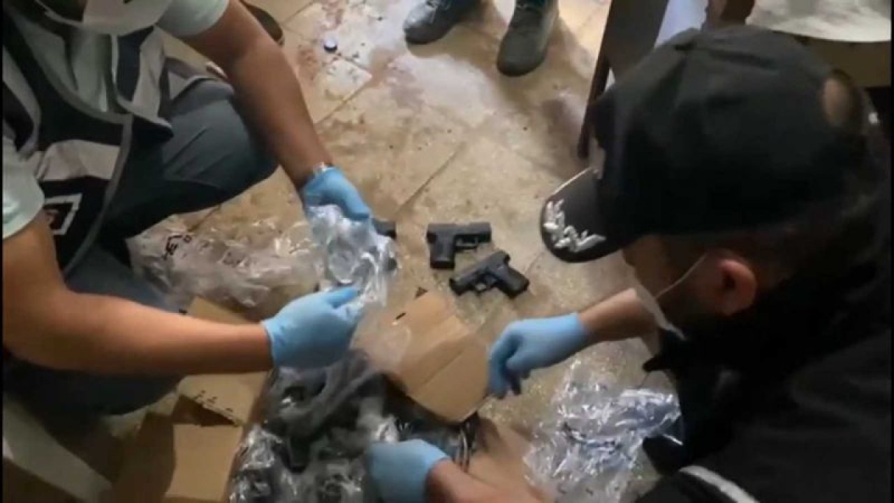 Son Dakika:Foto Haber...Gaziantep'te cephanelik gibi ev