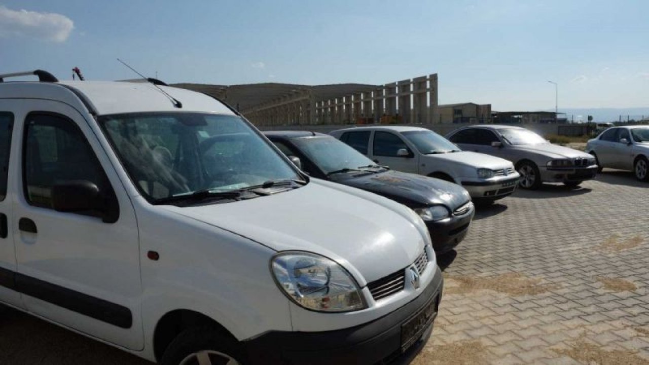 Son Dakika: Video Haber...Gaziantep'te araba alanlar dikkat etsin! Gaziantep dahil Aydın merkezli 17 ilde change oto çetesine operasyon
